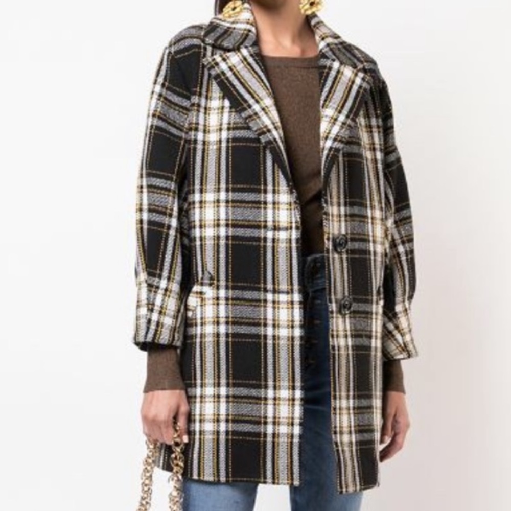 Alice and Olivia Lance seamed oversized boxy coat.